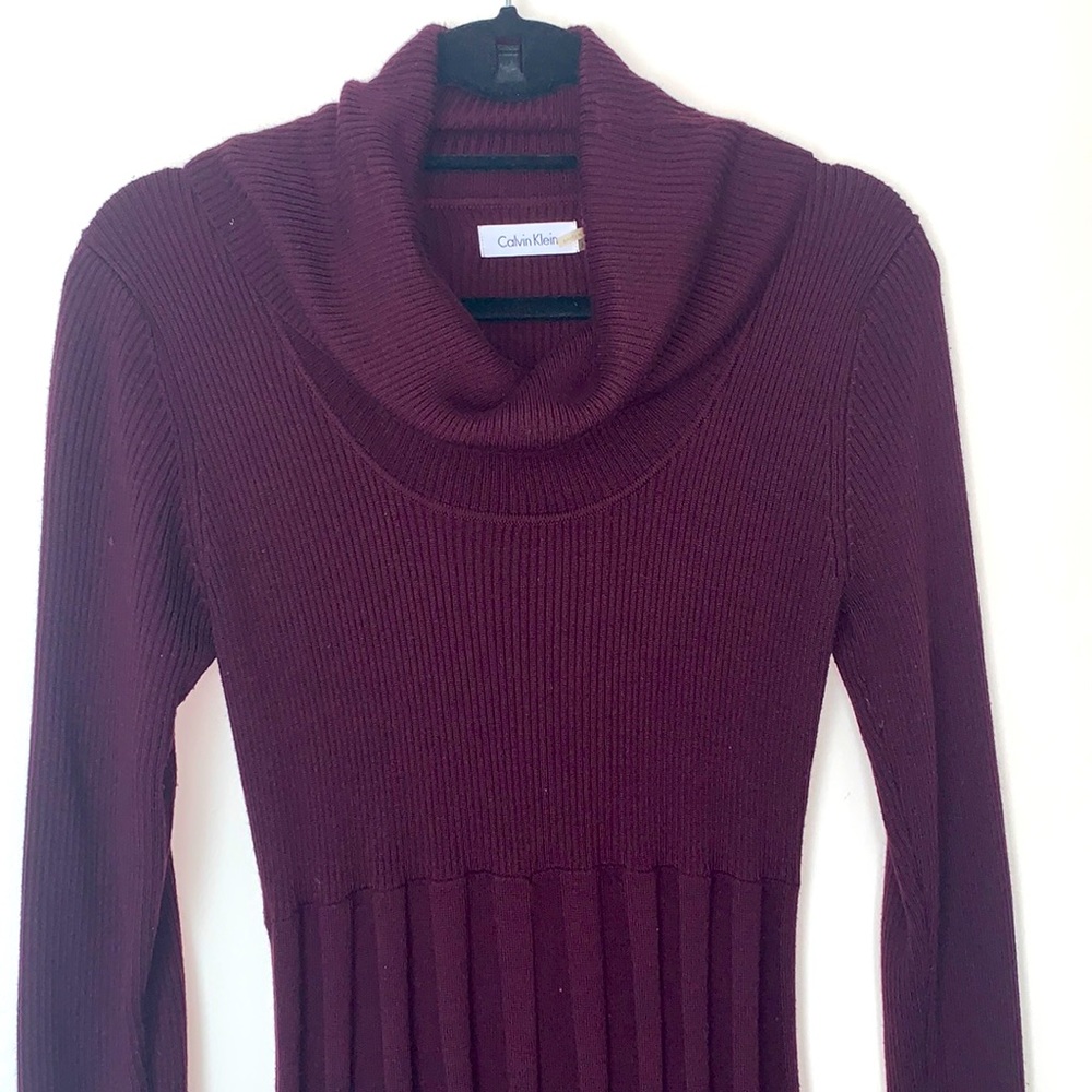 Calvin Klein Pleated Long Sleeve Dress Plum/Burgundy Size: Medium